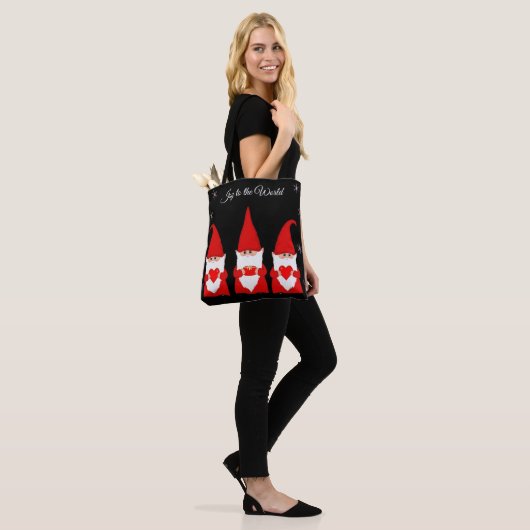Kute kerstknoma's op zwart tote bag (Op model)