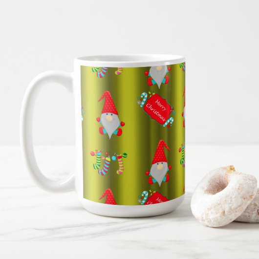 Kute kerstknomes op groen koffiemok (Met donut)