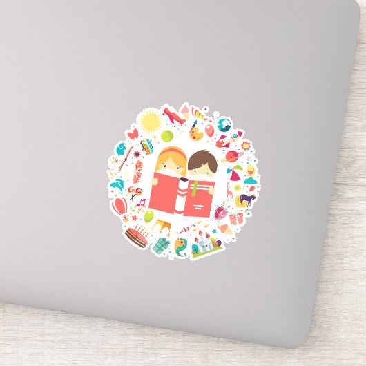 Kute kinder cartoon voor aflezing sticker (Detail)