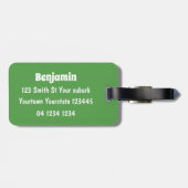 Kute koe in de illustratie van de groene cartoon bagagelabel (Achterkant horizontaal)