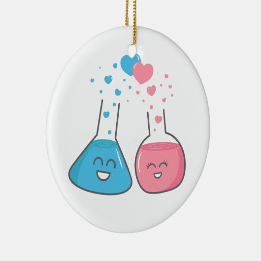 Kute kolven in liefde, chemie. keramisch ornament (Rechts)