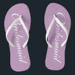 Kute lavender paarse bruidsmeisje bruiloft teensli teenslippers<br><div class="desc">Cute lavender paarse bruiloft teenslippers voor bruidsmeisjes. De achtergrond van de douane en de riem kleur verpersoonlijkt met naam of monogram initialen facultatief. Modern zijn en haar wedden sandalen met een stijlvolle scriptkalligrafie. Elegant party favoriet voor strand als bruiloft, huwelijk, vrijgezellenfeest, verloving, verjaardag, bbq, bachelorette, bachelor, weekendreis voor meisjes, enz....</div>