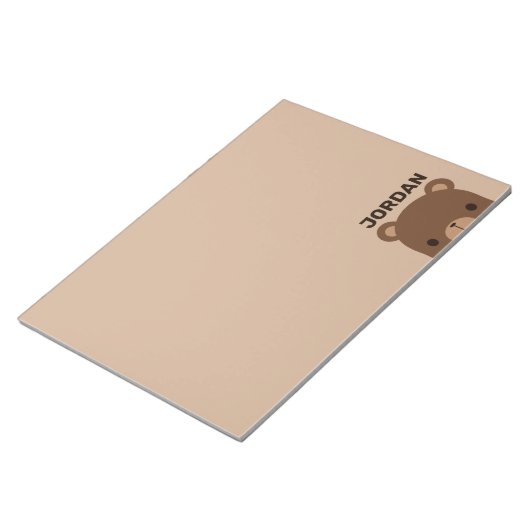 Kute Little Brown Beer met persoonlijke naam Notitieblok (Schuin)