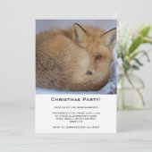 Kute Little Fox die in een all Xmas party is gekro Kaart (Staand voorkant)