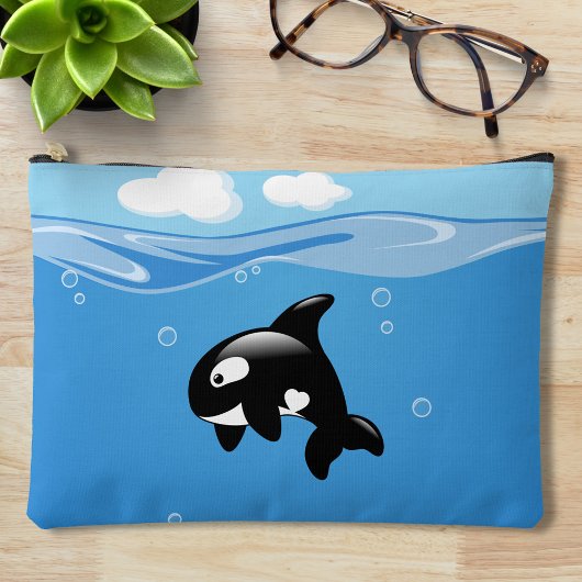 Kute Little Orca Whale in Ocean Etui