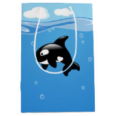 Kute Little Orca Whale in Ocean Medium Cadeauzakje (Voorkant)