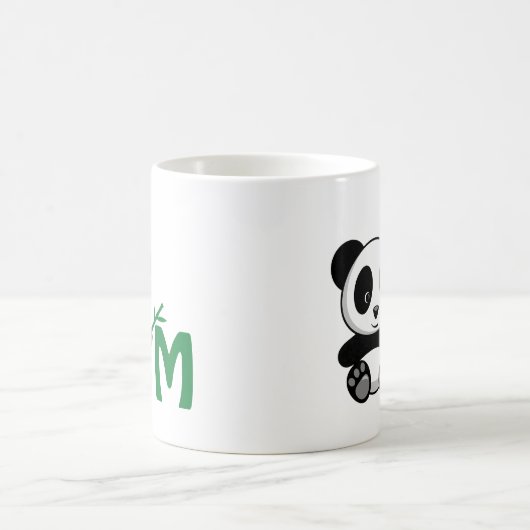 Kute Little Panda met een Bamboo Stick Monogram Koffiemok (Center)