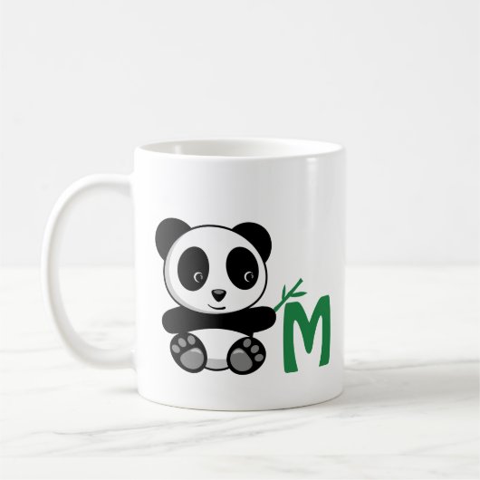 Kute Little Panda met een Bamboo Stick Monogram Koffiemok (Links)