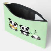 Kute Little Pandas on Green Etui (Open)