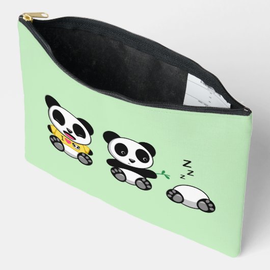 Kute Little Pandas on Green Etui (Open)