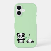 Kute Little Pandas on Green iPhone 16 Hoesje (Achterkant)