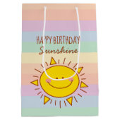 Kute Little Rainbow Sunshine Kinder Happy Birthday Medium Cadeauzakje (Achterkant)