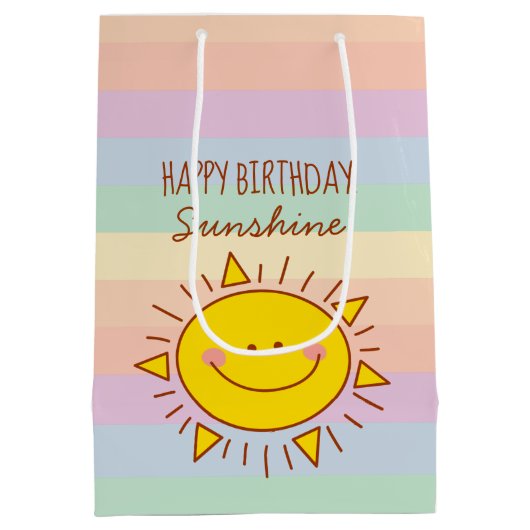 Kute Little Rainbow Sunshine Kinder Happy Birthday Medium Cadeauzakje (Achterkant)