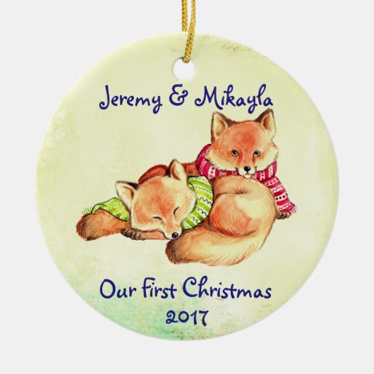 Kute Little Red Foxes "Our First Kerstmis" Keramisch Ornament (Voorkant)