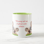 Kute mam en Baby Elephant Personalized Tweekleurige Koffiemok (Center)