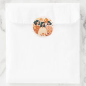 Kute meiden in het sinaasappel voor Vrouwendag, Mo Ronde Sticker (Tas)