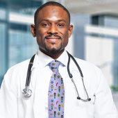 Kute multiculturele kiemwerende artsen en verpleeg stropdas