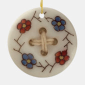 Kute naaigarend Button met bloemen Keramisch Ornament (Achterkant)