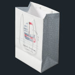 Kute Nautical Soft Red Blue Sailboat Kids Birthday Medium Cadeauzakje<br><div class="desc">Een Cute Nautical Pastel Red Blue Sailboat Theme Collectie... Het is een Elegant Simple Minimal waterverf Illustration of pastelred and blue sailboat with waves, perfect voor je baby shower aan de kust en kleine verjaardagsfeestjes. Het is zeer gemakkelijk om, met uw persoonlijke details aan te passen. Als u een ander...</div>
