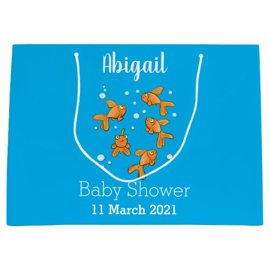 Kute oranje goudvis op blauwe cartoon illustratie groot cadeauzakje (Voorkant)