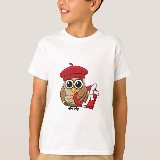 Kute Owl met Red Beret en Heart Box T-shirt (Voorkant)