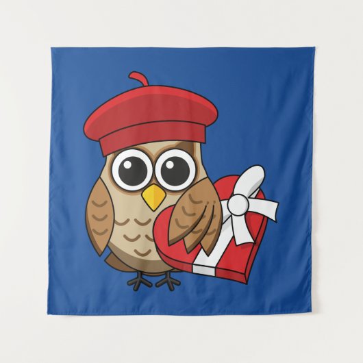 Kute Owl met Red Beret en Heart Box Wandkleed (Voorkant)
