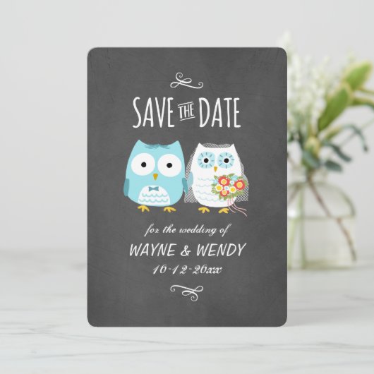 Kute Owls Wedding Chalkboard Style Save the Date (Staand voorkant)