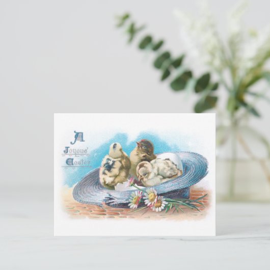 Kute  paaskuikens in stro-Pet Feestdagenkaart (Staand voorkant)