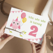 Kute Party Owl die 2 tweede verjaardag draait