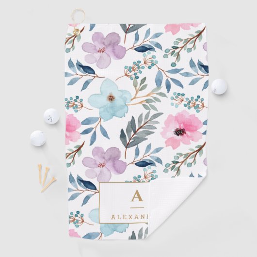 Kute Pastel Blue Waterverf Flowers Monogram Golfhanddoek (Insitu)