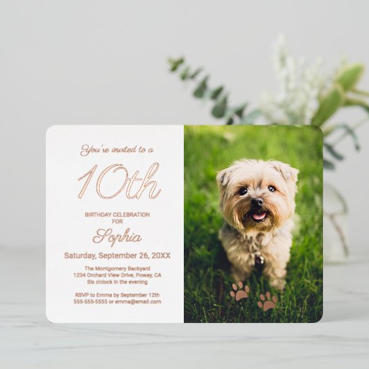 Kute Paw Prints Pet Birthday Roos Gold Folie Uitnodiging (Staand Voorkant)