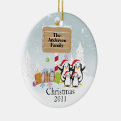 Kute Penguins Familie van 4 kerstversiering Keramisch Ornament (Rechts)