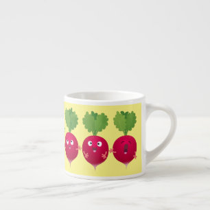Kute radishes die trio-cartoon-groenten zingen espresso kop