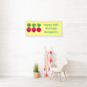 Kute radishes die trio-cartoon-groenten zingen spandoek (Insitu)