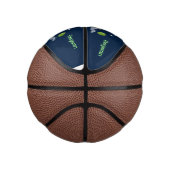 Kute raketten in de illustratie van de cartoon in  basketbal (Rechts)