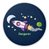 Kute raketten in de illustratie van de cartoon in  keramische knop (Voorkant)