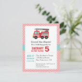 Kute Red Fire Truck Birthday Party Invitation Kaart (Staand voorkant)