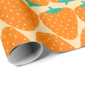 Kute Retro Aardbeien Patroon in Oranje en Groen Cadeaupapier (Rol Hoek)