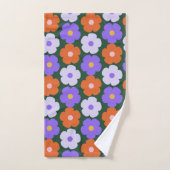 Kute Retro Flower Pattern in Paars and Green Bad Handdoek (Handdoek)