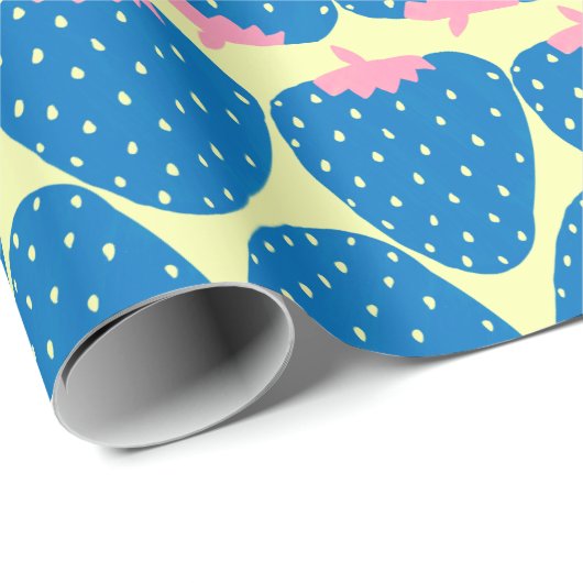 Kute Retro Strawberry Pattern in Blue and Pink Cadeaupapier (Rol Hoek)