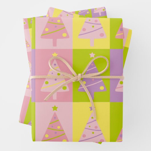 Kute roze kerstbomen inpakpapier vel (In situ)