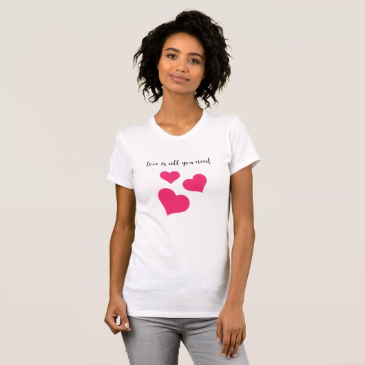 Kute roze liefde en harten t-shirt (Voorkant volledig)