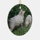 Kute Sheep Eating Leaves Ornament (Rechts)