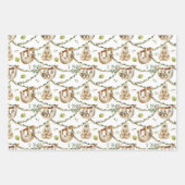 Kute sleuven die van een boom hangen inpakpapier vel (Voorkant)