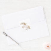 Kute sprookeenhoorn met gouden mane vierkante sticker (Envelop)