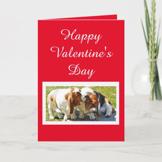 Kute Valentijn met Basset Hounds en Hearts Feestdagen Kaart (Voorkant)