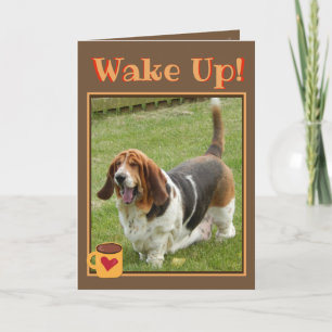 Kute Wake Up Birthday-kaart (Koffie en Basset Houn Kaart