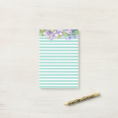 Kute Waterverf Flowers Mint Green Stripes Post-it® Notes (Op bureau)