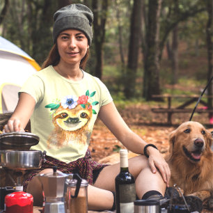 Kute Waterverf Sloth met een groot aantal bloemen T-shirt