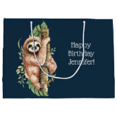 Kute Waterverf Sloth & Tropical Leaves Birthday Groot Cadeauzakje (Achterkant)
